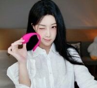 Lucky-baby nude strip on webcam for live porn chat