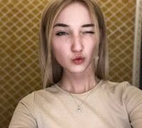 DollyTall nude strip on webcam for live porn chat