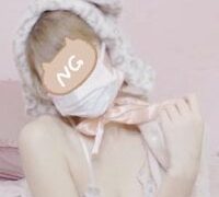 -nyanko- nude strip on webcam for live porn chat