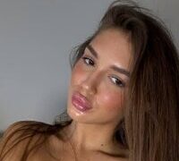 Carolyn_Smith nude strip on webcam for live porn chat