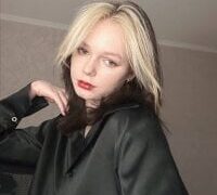 bucks_bunnyy nude strip on webcam for live porn chat