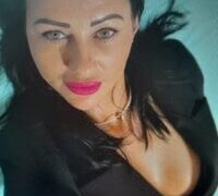 IRISWHITE17 nude strip on webcam for live porn chat