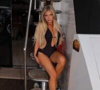 KaterinaVoss nude strip on webcam for live porn chat