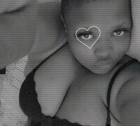 lady-zeei nude strip on webcam for live porn chat