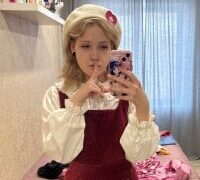 LollyCute nude strip on webcam for live porn chat