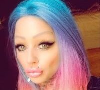 pamelagunns nude strip on webcam for live porn chat