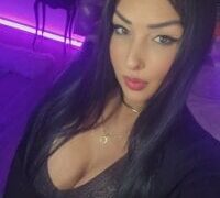 TiffanyRoxx nude strip on webcam for live porn chat