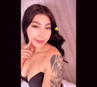 _QaraH nude strip on webcam for live porn chat