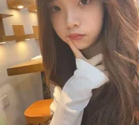 qiqi_x nude strip on webcam for live porn chat