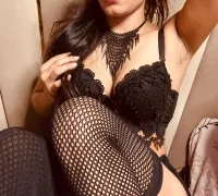 SecretDarkRoomXO nude strip on webcam for live porn chat